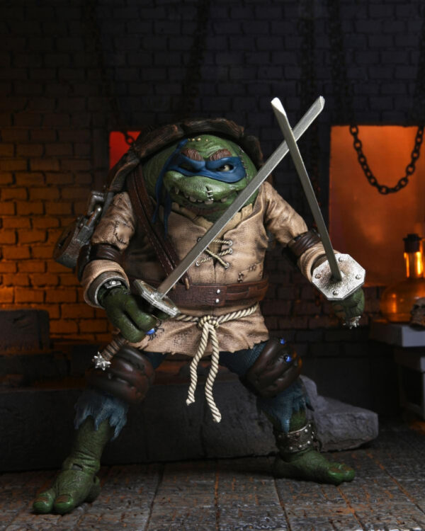 Universal Monsters TMNT 7" Scale Action Figure - Ultimate Leonardo Hunchback