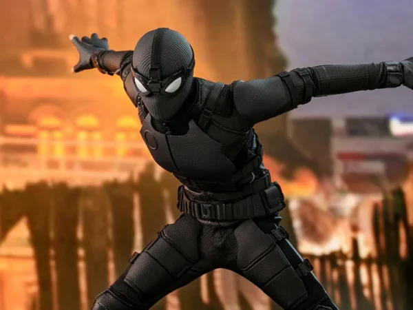 Spider-Man: Far From Home MMS540 Spider-Man (Stealth Suit) 1/6th Scale Collectible Figure