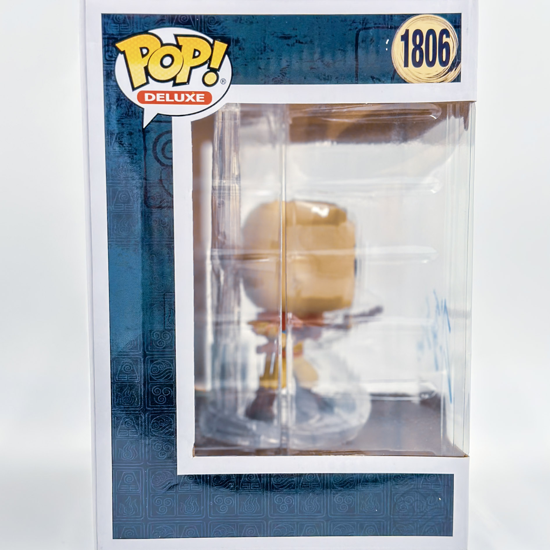 Funko Pop! Deluxe – Avatar: The Last Airbender: Aang (#1806) - Autografiado - Image 3