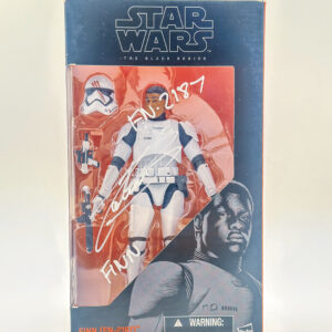 Star Wars Black Series – Finn (FN-2187) Stormtrooper (6") #17- AUTOGRAFIADO